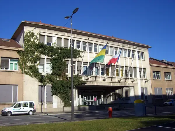 Monte Escalier Pratique Monte escalier Saint-Martin-d'Hères
