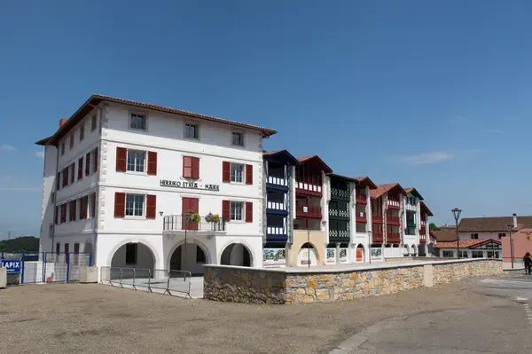 Monte Escalier Pratique Monte escalier Saint-Pierre-d'Irube